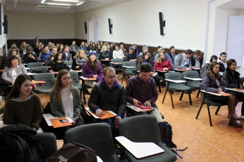 Bienvenida-Hisp-inicos-2018-Palacio-Congresos-Conde-Ans-rez.JPG_116529035