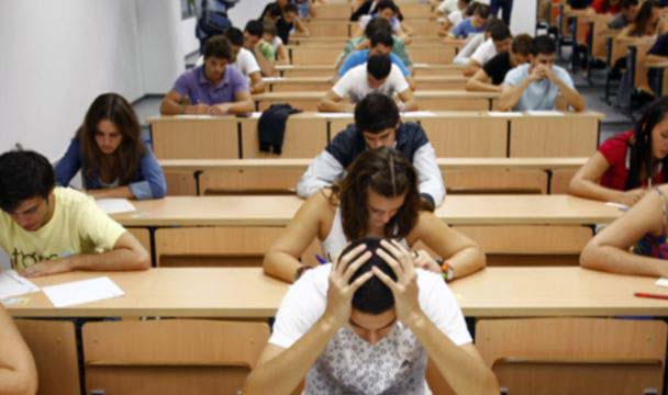 Especialistas explican cómo afrontar la presión emocional de la PAU con descanso, organización y gestión del estrés.