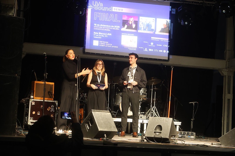 Rocío Torío, UVa Sound Demo, Universidad de Valladolid, Sala LAVA, Valladolid, concurso de talentos, música universitaria, Palencia Sonora, nuevos talentos musicales