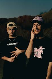 Funzo publica Chica de fuego, su nuevo single junto a Fyahbwoy, una colaboración con referencias a los 90 que anticipa su próximo álbum.