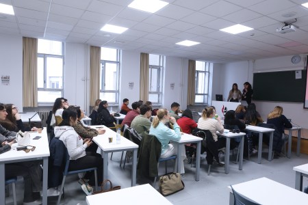 La Facultad de Enfermería de Valladolid acoge un BIP Erasmus+ con universidades de 4 países europeos centrado en IA clínica, triaje, ética y competencias digitales.
