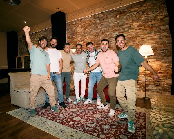 Los Mejías estrenan “Tres Corazones”, adelanto de su nuevo disco producido por Fernando Montesinos.