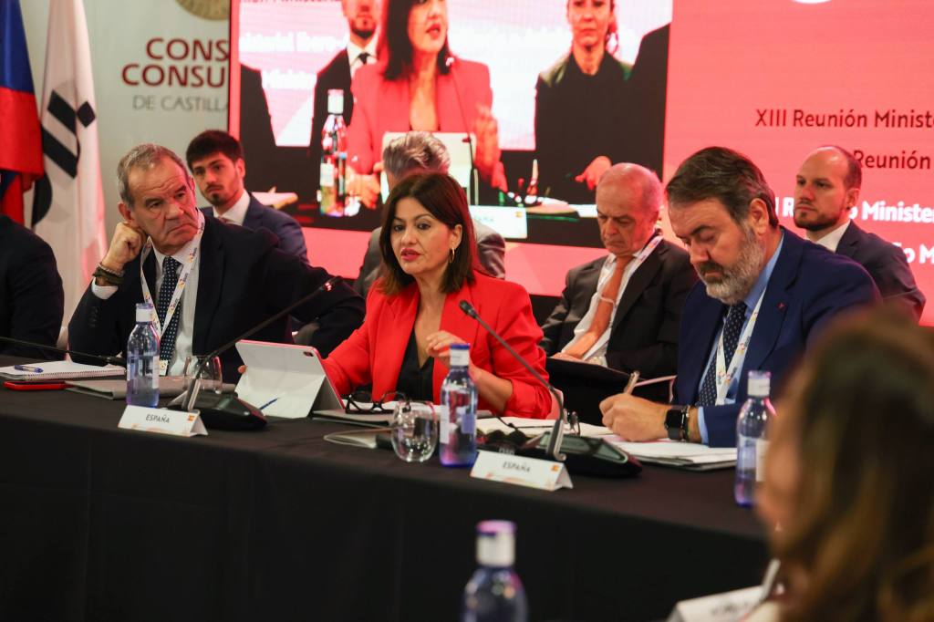 Iberoamérica refuerza políticas de vivienda juvenil