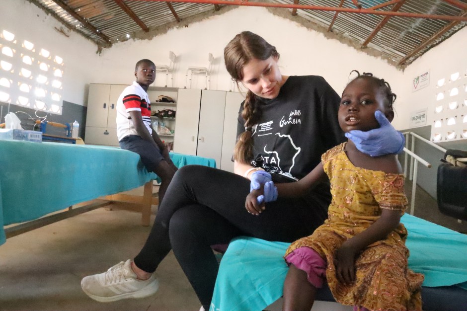 La Junta ofrece 18 plazas de voluntariado en cooperación internacional en cinco países con estancias de hasta seis meses.