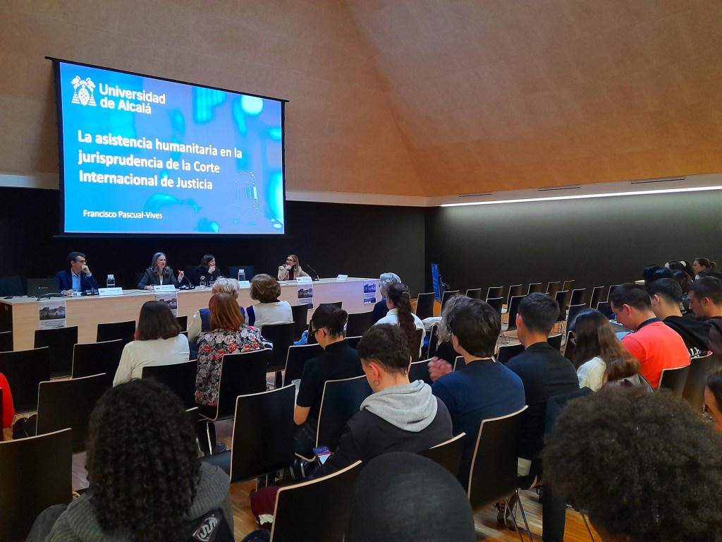 La Universidad de Valladolid y Cruz Roja celebran en Segovia el XV Seminario de Derecho Internacional Humanitario.
