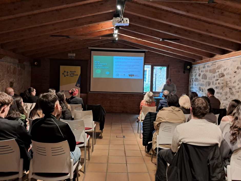 Aguilar de Campoo participa en el proyecto europeo SOS para fomentar el arraigo juvenil con formación y movilidades internacionales.